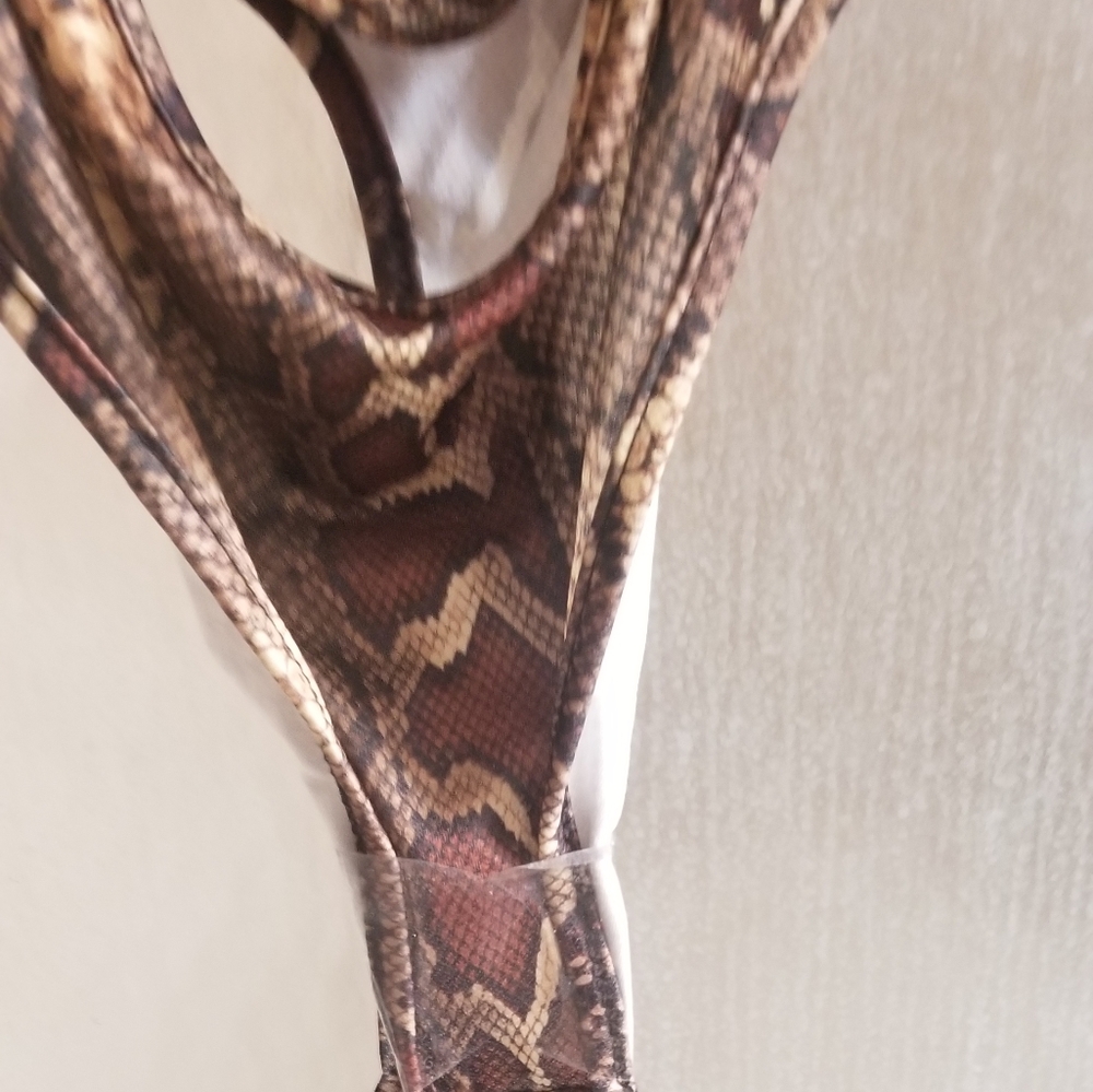 Bodysuit - Picture 5 of 7
